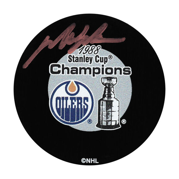 Mark Messier Autographed 1988 Stanley Cup Champions Puck