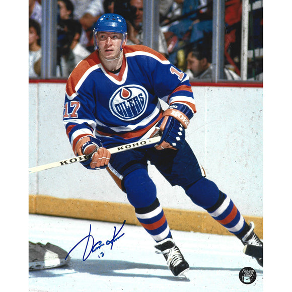 Jari Kurri Autographed Edmonton Oilers 8X10 Photo (Net)