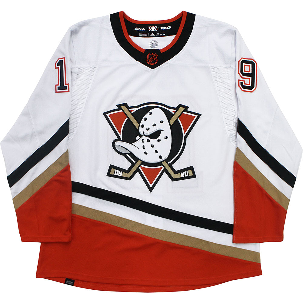 This concept Ducks Reverse Retro jersey inspired by an alternate