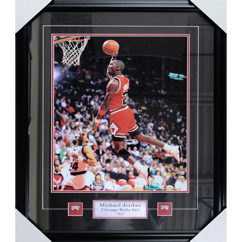 Michael Jordan Framed Chicago Bulls 16X20 Photo – Frozen Pond
