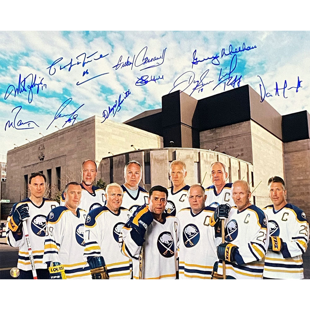 Alexander Mogilny Buffalo Sabers Autographed 8x10