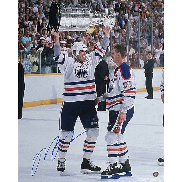 Mark Messier Autographed Edmonton Oilers 16X20 Photo