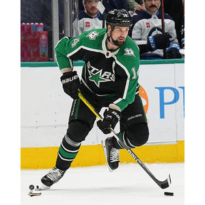 Pre-Order - Jamie Benn Autographed Dallas Stars 8X10 Photo (Reverse Retro)