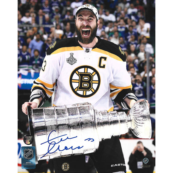 Zdeno Chara Autographed Boston Bruins 8X10 Photo