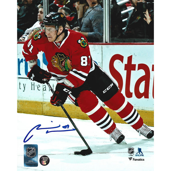 Marian Hossa Autographed Chicago Blackhawks 8X10 Photo