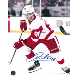 Patrick Kane Autographed Detroit Red Wings 8X10 Photo