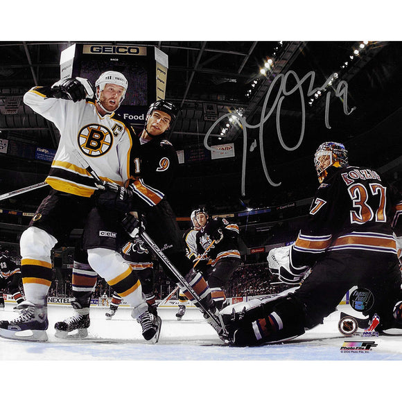 Joe Thornton Autographed Boston Bruins 8X10 Photo (Netcam)