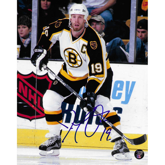 Joe Thornton Autographed Boston Bruins 8X10 Photo