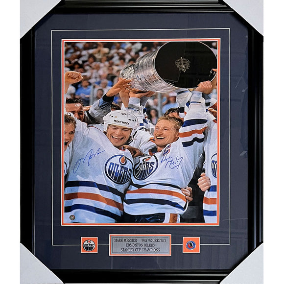 Wayne Gretzky/Mark Messier Framed Autographed Edmonton Oilers 16X20 Photo