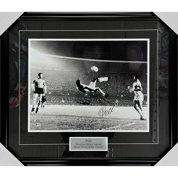 Pele (deceased) Framed Autographed 16X20 Photo