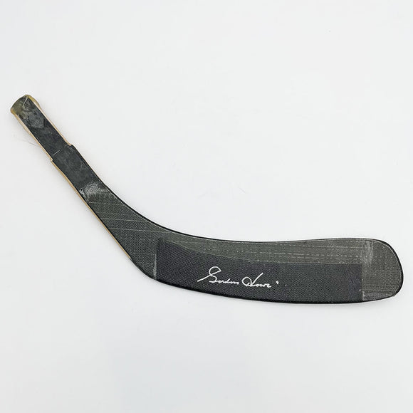 Gordie Howe (deceased) Autographed Stick Blade