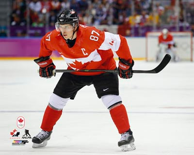 2014 Team Canada - Sidney Crosby Unsigned 8X10 Photo (Faceoff)