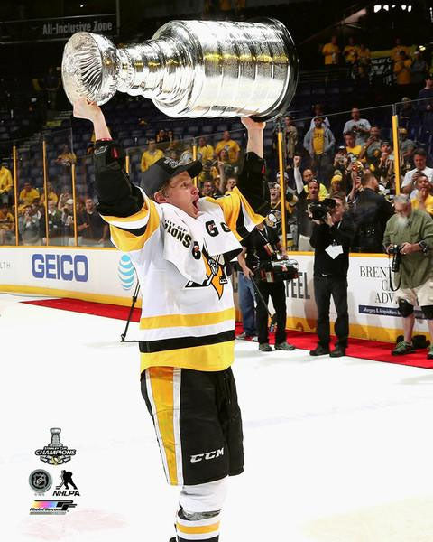 2017 Stanley Cup - Jake Guentzel w/Cup Unsigned 8X10 Photo