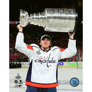 2018 Stanley Cup - T.J. Oshie w/Cup