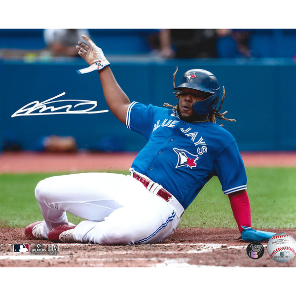 Signed 8x10 photo of Vladimir Guerrero from September 2002.