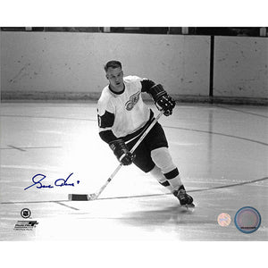 Gordie Howe Autographed 8X10 Photo (Red Wings B+W - Blue Sharpie)