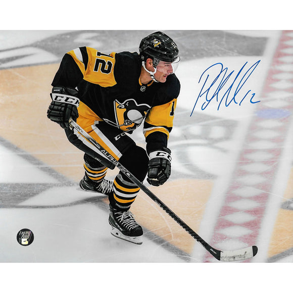 Patrick Marleau Autographed Pittsburgh Penguins 8X10 Photo (Logo)