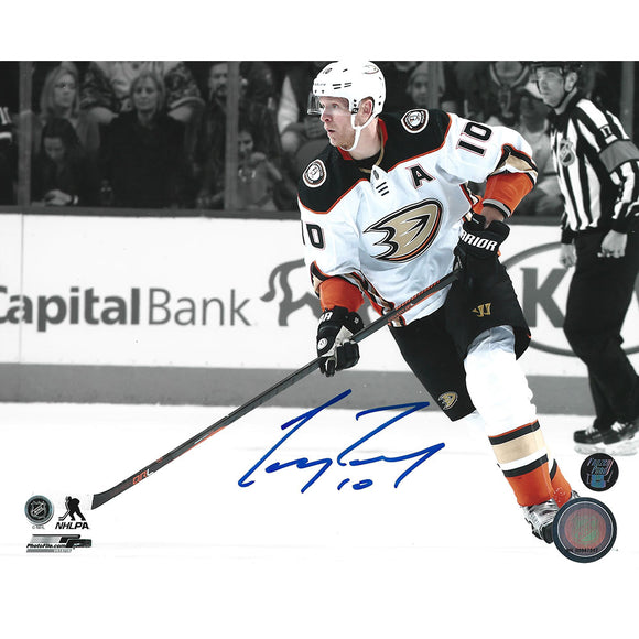 Corey Perry Autographed Anaheim Ducks 8X10 Photo