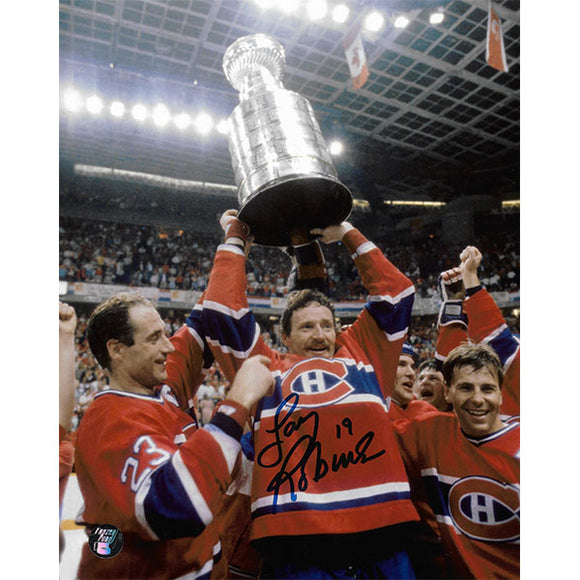 Larry Robinson Autographed Montreal Canadiens 8X10 Photo (w/Cup)