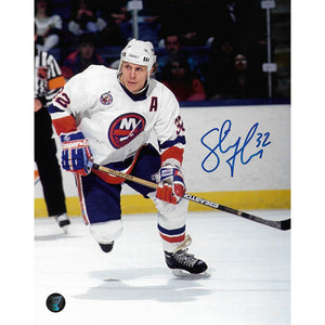Steve Thomas Autographed New York Islanders 8X10 Photo (w/referee)
