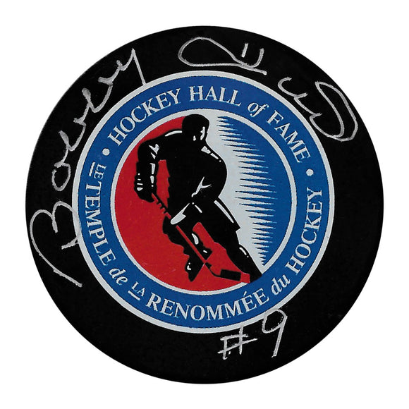 Bobby Hull (deceased) Autographed Hockey Hall of Fame Puck